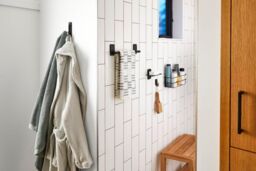 3M CLAW Command Bath Matte Black Hand Towel Bar BATH42-MB - thumbnail 4