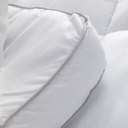 Snug City 10cm Extra Thick Microfibre Soft Touch 4 Inch Mattress Topper in White - Size: Super King - thumbnail 5
