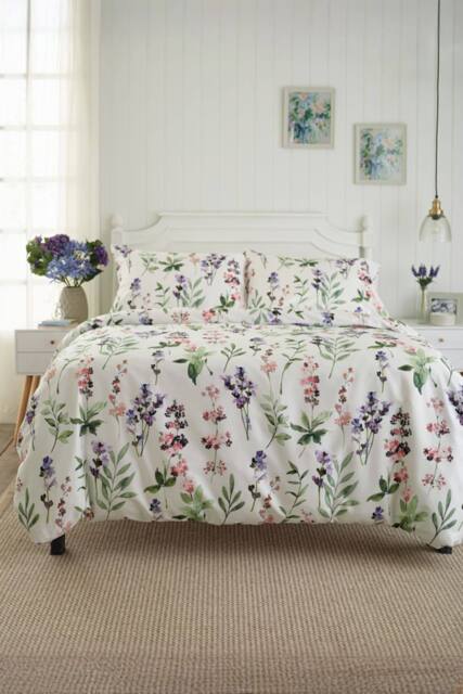 Deyongs Cottage Garden Cotton Duvet Set with Digital Print - Size: Single - image 1