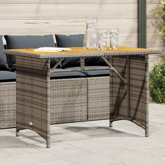 Berkfield Home Garden Table with Wooden Top Grey 110x68x70 cm Poly Rattan - Size: 110 x 68 x 70 cm