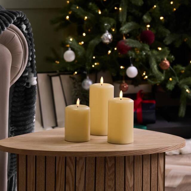 OHS Flameless LED Candles Set of 3 Xmas Decorative Lights in Cream - image 1