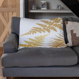 Benjamin Tate Design Gold Fern Blanket in Natural - Size: 120 cm x 150 cm - thumbnail 2