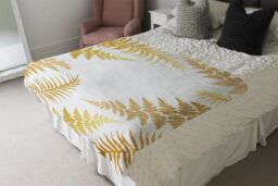 Benjamin Tate Design Gold Fern Blanket in Natural - Size: 120 cm x 150 cm - thumbnail 3
