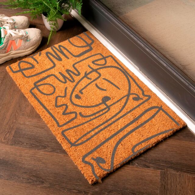 Artsy Mats Grey Abstract Line Art Faces Doormat - Size: 40 cm x 60 cm - image 1
