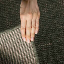 THE RUGS Ted Baker Greenwich Wool Rug Handwoven Living Room in Green - Size: 200 cm x 300 cm - thumbnail 2