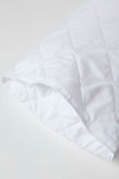 Homescapes Anti Allergy Pillow Protectors, Pack of 4 in White - thumbnail 4