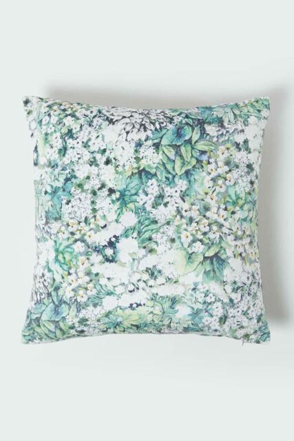 Homescapes Floral Garden Green Velvet Cushion 46 x 46 cm - image 1