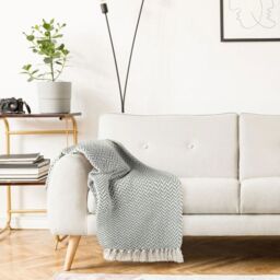 New Edge Blinds Chevron Collection Cotton Throw in Grey - Size: 127 cm x 152 cm - thumbnail 3