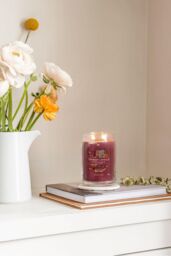 Yankee Candle Autumn Daydream Signature Large Jar Candle - thumbnail 2