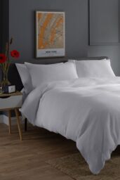 The Lyndon Company St Quentin 100% Cotton Reversible Duvet Bedlinen - Deyongs 1846 in White - Size: Double - thumbnail 2