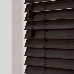 New Edge Blinds Wooden Venetian Blinds with Strings (120cm Drop) Dark Brown Oak - Size: 165 cm width x 130 cm drop - thumbnail 2
