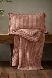 Pineapple Elephant 'Jaipur Chunky Waffle' Cotton Cushion in Pink - Size: 30 cm x 50 cm - thumbnail 3