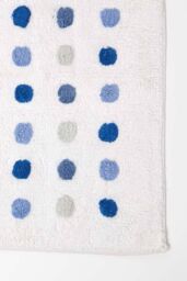 Homescapes 100% Cotton Bath Mat Tufted Polka Dot Design in Blue - thumbnail 2