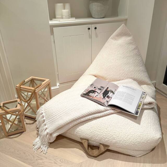 rucomfy Beanbags rucomfy Indoor Large Bean Bag Lounger - Snug Humbug for Adults in Cream