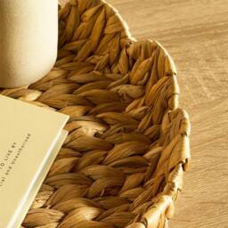 OHS Scallop Seagrass Tray Woven Water Hyacinth Decorative Organiser in Natural - thumbnail 2
