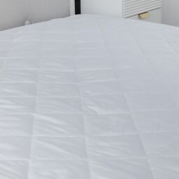 Snug City 12Inch Deep Waterproof Quilted Mattress Protector Microfibre Soft Touch Fitted Sheet in White - Size: Double - thumbnail 4