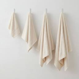 Bedable Plush Zero-Twist Cotton Towel - Face Towel - Hand Towel - Bath Towel -Bath Sheet in Cream - thumbnail 2