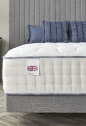 Somnior Medium Firm Hybrid Mattress 29CM - Cooling Wool & Memory Foam in White - Size: Small Double - thumbnail 3