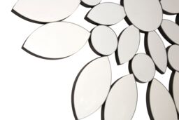 Orsina Flower Shaped Wall Mirror, Petal Design Mirror, Large Decorative Glass Wall Art For Living Room or Hallway in Silver - thumbnail 4