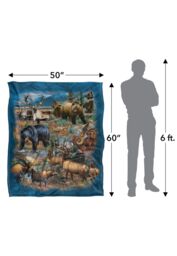 JQ Licensing Cf-Jp Big Game Hunting Silky Touch Super Soft Throw Blanket 152 X 127 cm in White - thumbnail 5