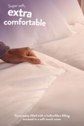 Slumberdown Chilly Nights 15 Tog Winter Duvet in White - Size: Super King - thumbnail 4