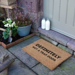 Artsy Mats Definitely Not A Trap Door Doormat (60 x 40cm) in Brown - Size: 40 cm x 60 cm - thumbnail 3