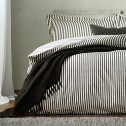 Yard Hebden Striped 100% Cotton Duvet Cover Set in Black - Size: King - thumbnail 3