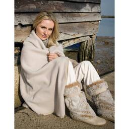 Result Plain Warm Outdoor Fleece Blanket (330gsm) in Natural - thumbnail 2