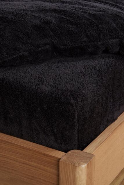 OHS Teddy Fleece Thermal Fitted Bed Sheet in Black - Size: Double Fitted - image 1