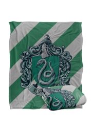 Warner Brothers Harry Potter Slytherin Crest 4 Blanket 152 x 127 cm in White - thumbnail 2