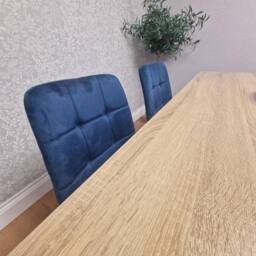 KOSY KOALA Oak Effect Wood Dining Set Table with 4 Blue Velvet Chairs in Light Brown - thumbnail 6