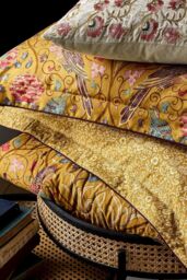 Morris & Co 'Seasons By May' Cotton Percale Duvet Cover Set in Mustard - Size: Super King - thumbnail 4