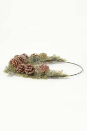 Homescapes Pinecone & Green Fir Wire Christmas Wreath - thumbnail 3