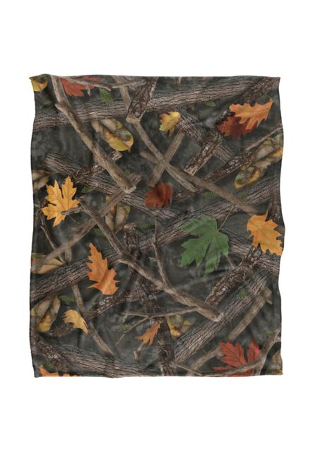 JQ Licensing James Piazza Hunter'S Camo Pattern Silky Touch Super Soft Throw Blanket 152 X 127 cm in White - image 1