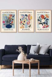 ARTZE Set of 3 Oak Framed Flower Market Barcelona Exhibition in Bright Colours Wall Art - Size: W33 cm x H45 cm x D20mm