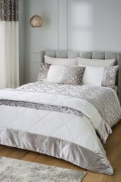 Catherine Lansfield 'Lattice Cut Velvet' Cushion in Natural - Size: 43 cm x 43 cm - thumbnail 3