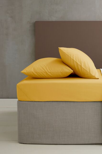 Catherine Lansfield 'Easy Iron Percale' Combed Polycotton 25cm Depth Sheet in Yellow - Size: Super King Fitted - image 1