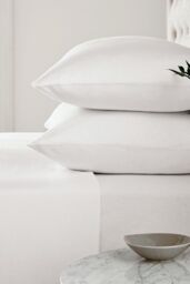 Helena Springfield 'Hs Brushed Cotton' Fitted Sheet in White - Size: King Fitted - thumbnail 2