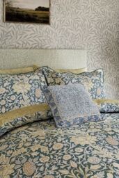 Morris & Co 'Trent' Cotton Duvet Cover Set in Blue - Size: Super King - thumbnail 2