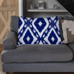 Benjamin Tate Design Tribal Art Ikat Ogee In Traditional Classic Blue Blanket in Natural - Size: 120 cm x 150 cm - thumbnail 2