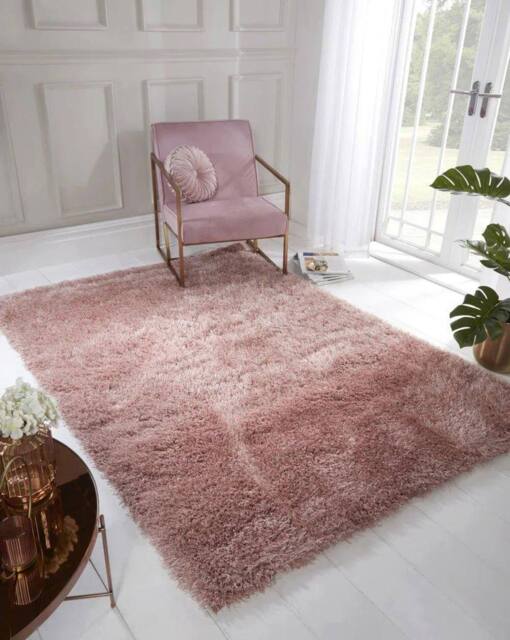 Celebrity Interiors Boston Plain Blush Rug in Pink - Size: 160 cm x 225 cm - image 1