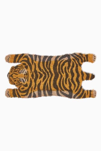Homescapes Tiger Shaped Coir Animal Print Non-Slip Doormat in Orange - Size: 37 cm x 74 cm - image 1