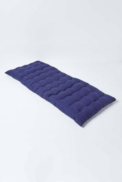 Homescapes Garden Bench Cushion Luxury 2 Seater Cotton Indoor Outdoor Pad, 108 x 42cm in Navy - Size: 108 x 42 cm - image 1