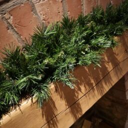 Samuel Alexander 90cm Green Kateson Fir Artificial Christmas Swag with 108 tips - thumbnail 4