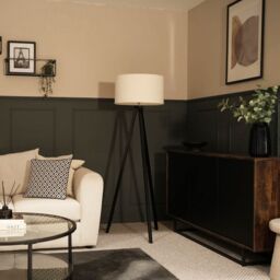 ValueLights Barbro Black Wood Tripod Floor Light Lamp with Reni Boucle Shade in Cream - thumbnail 3
