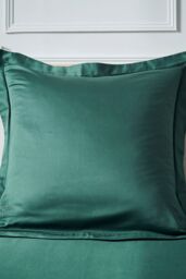 Ted Baker 'TB Plain Dye' Cotton Sateen Square Oxford Pillowcase in Dark Green - thumbnail 2