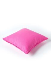 Homescapes Cotton Plain Cushion Cover in Cerise - Size: 30 cm x 30 cm - thumbnail 3