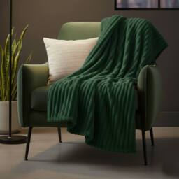 Snug City Chunky Ribbed Mink Throw Ultra Soft Warm Elegant Blanket for Sofa Bed in Green - Size: 200 cm x 240 cm - thumbnail 1
