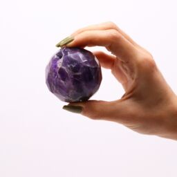 KDMD Gemstone Faceted Healing Ball & Stand - Amethyst in Purple - thumbnail 4