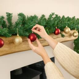 Marco Paul 9ft Luxury Traditional Pine Christmas Garland in Green - Size: 270 cm x 35 cm - thumbnail 7